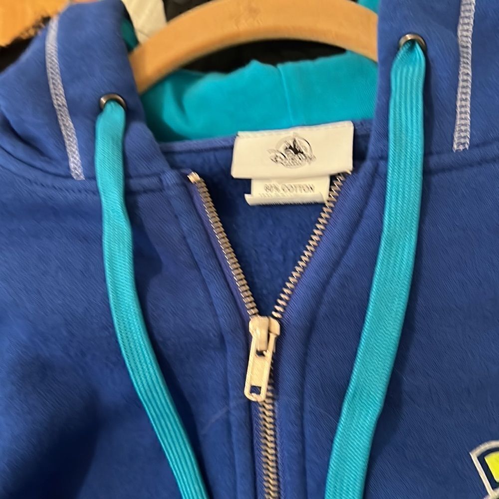 Official Disneyland Bright Blue 2020 Hoodie Sweatshirt With Kangaroo Pocket S - Picture 10 of 10